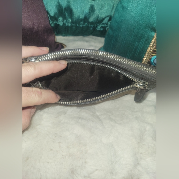 Vintage COACH Wristlet - Picture 2 of 7